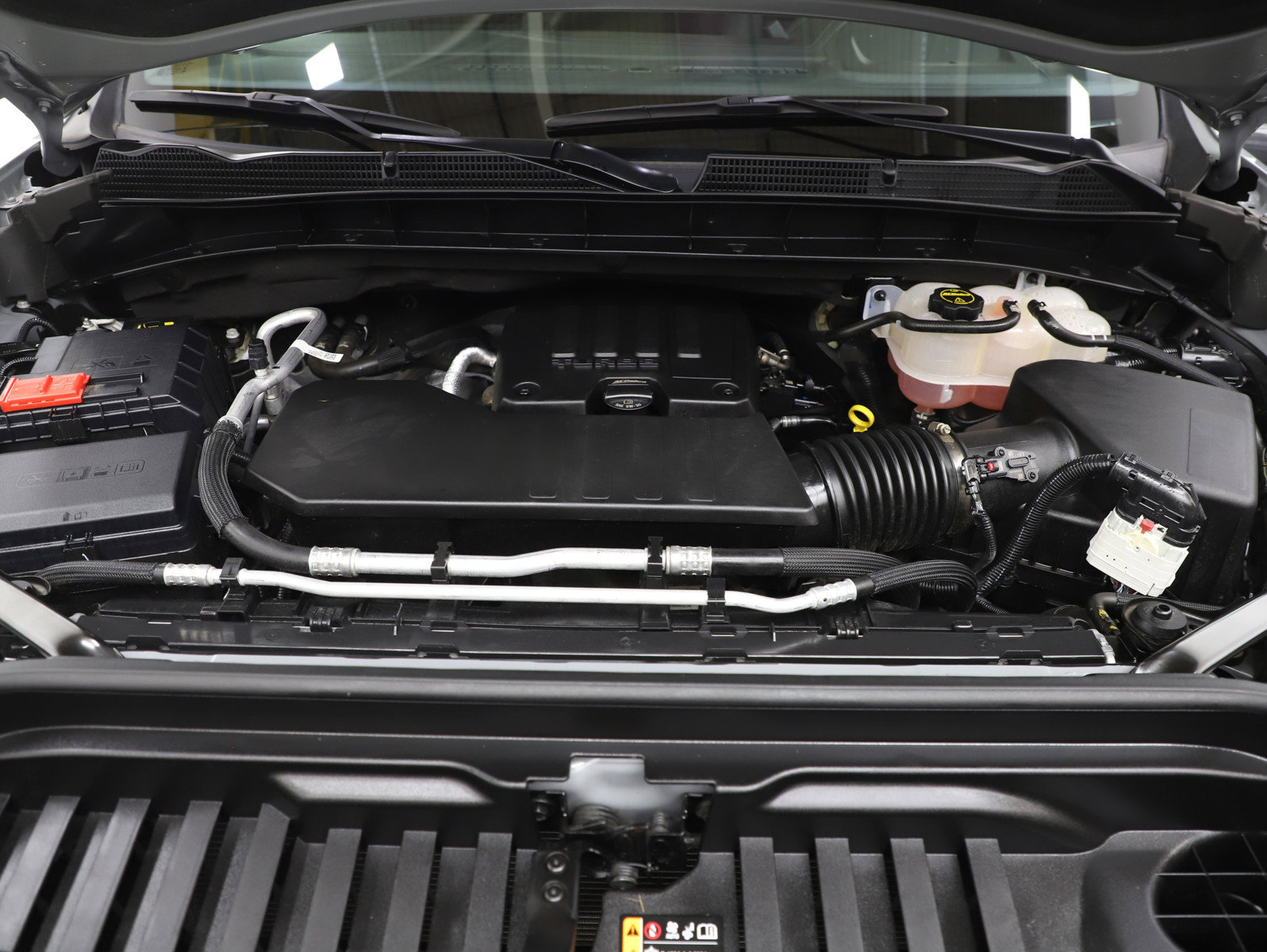 Used 2024 GMC Sierra 1500 Elevation image 32