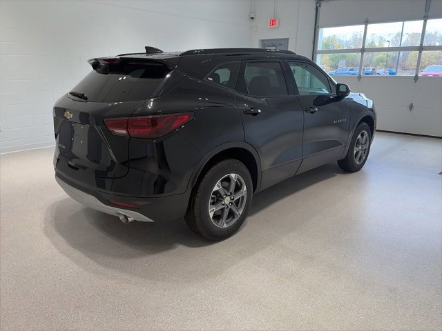 New 2025 Chevrolet Blazer LT w/ Convenience Package image 6