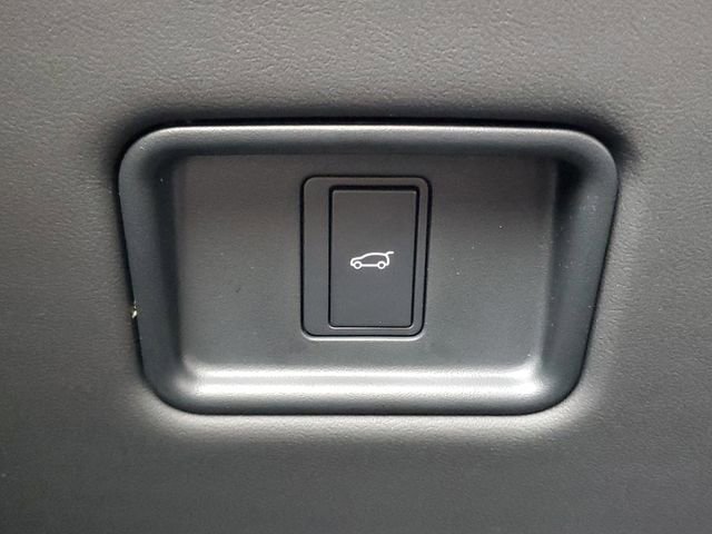 Used 2025 Land Rover Range Rover Sport SE image 31