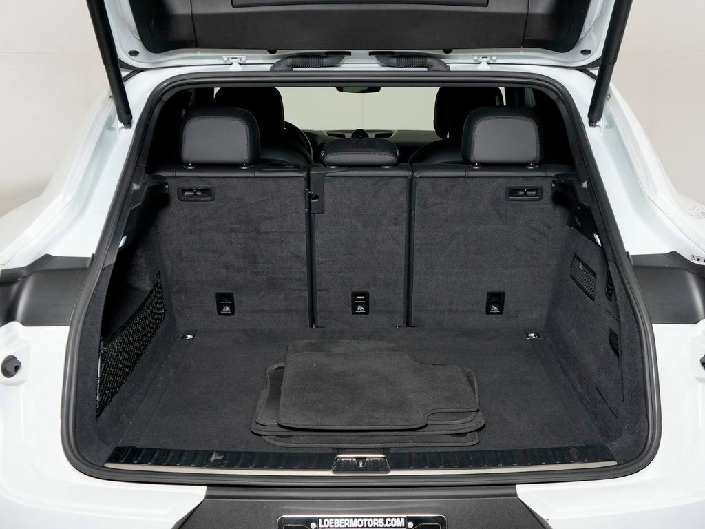 Certified 2024 Porsche Cayenne Coupe AWD/4WD image 13