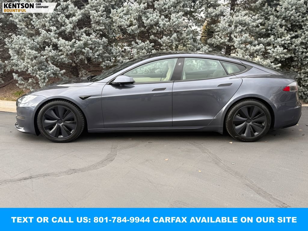 Used 2021 Tesla Model S Plaid image 4
