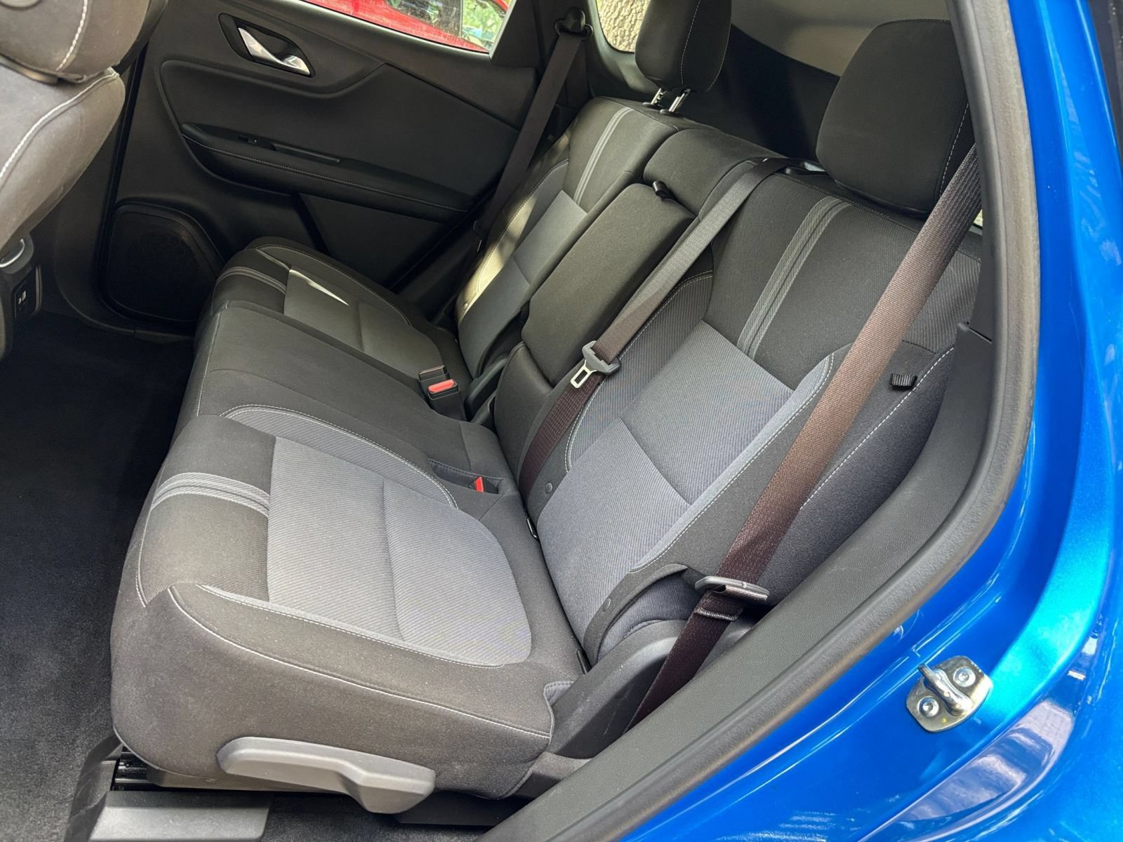 Used 2026 Chevrolet Blazer LT FWD image 38