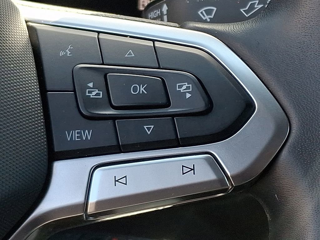 Used 2025 Volkswagen Jetta Sport FWD image 21