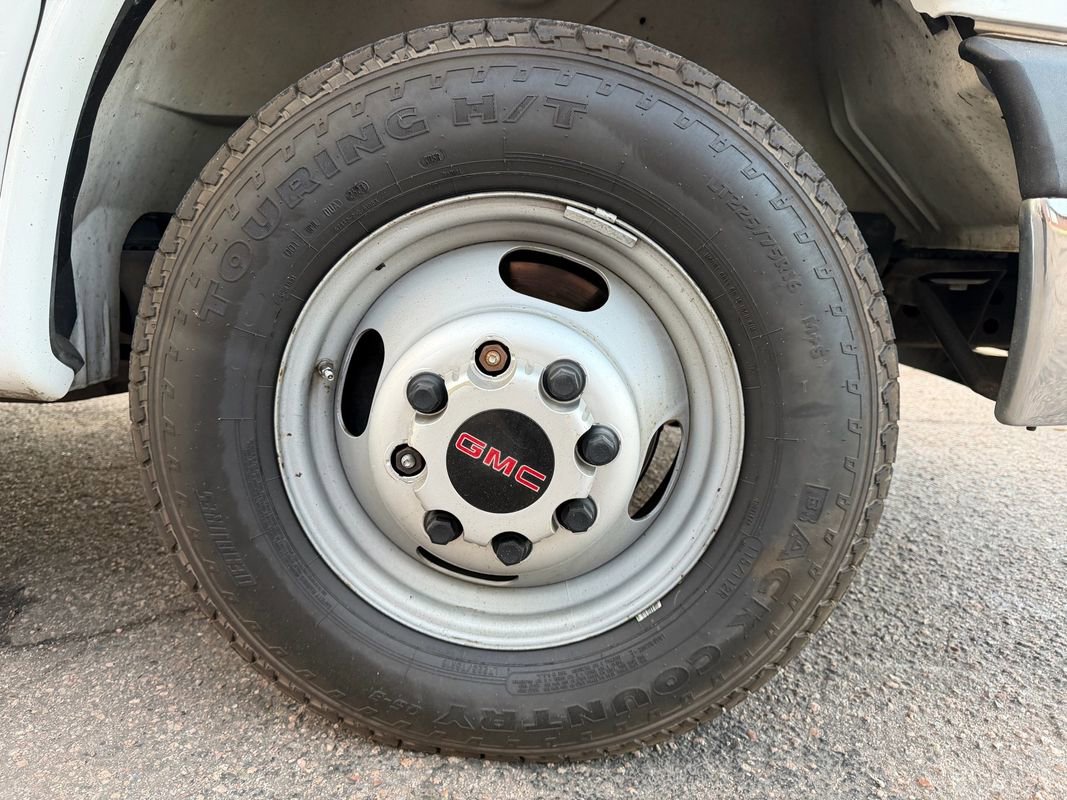 Used 2015 GMC Savana 3500 3500 image 18