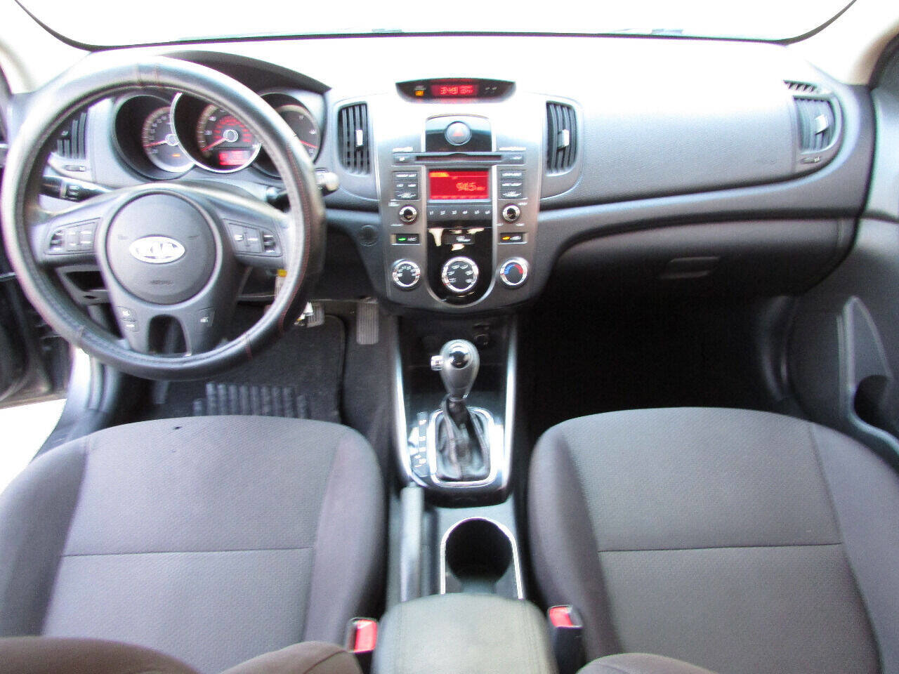 Used 2013 Kia Forte EX image 18