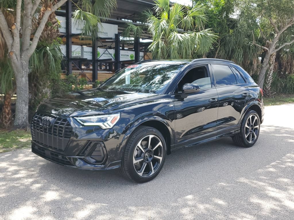 Certified 2025 Audi Q3 2.0T Premium Plus w/ Premium Plus Package AWD/4WD image 9