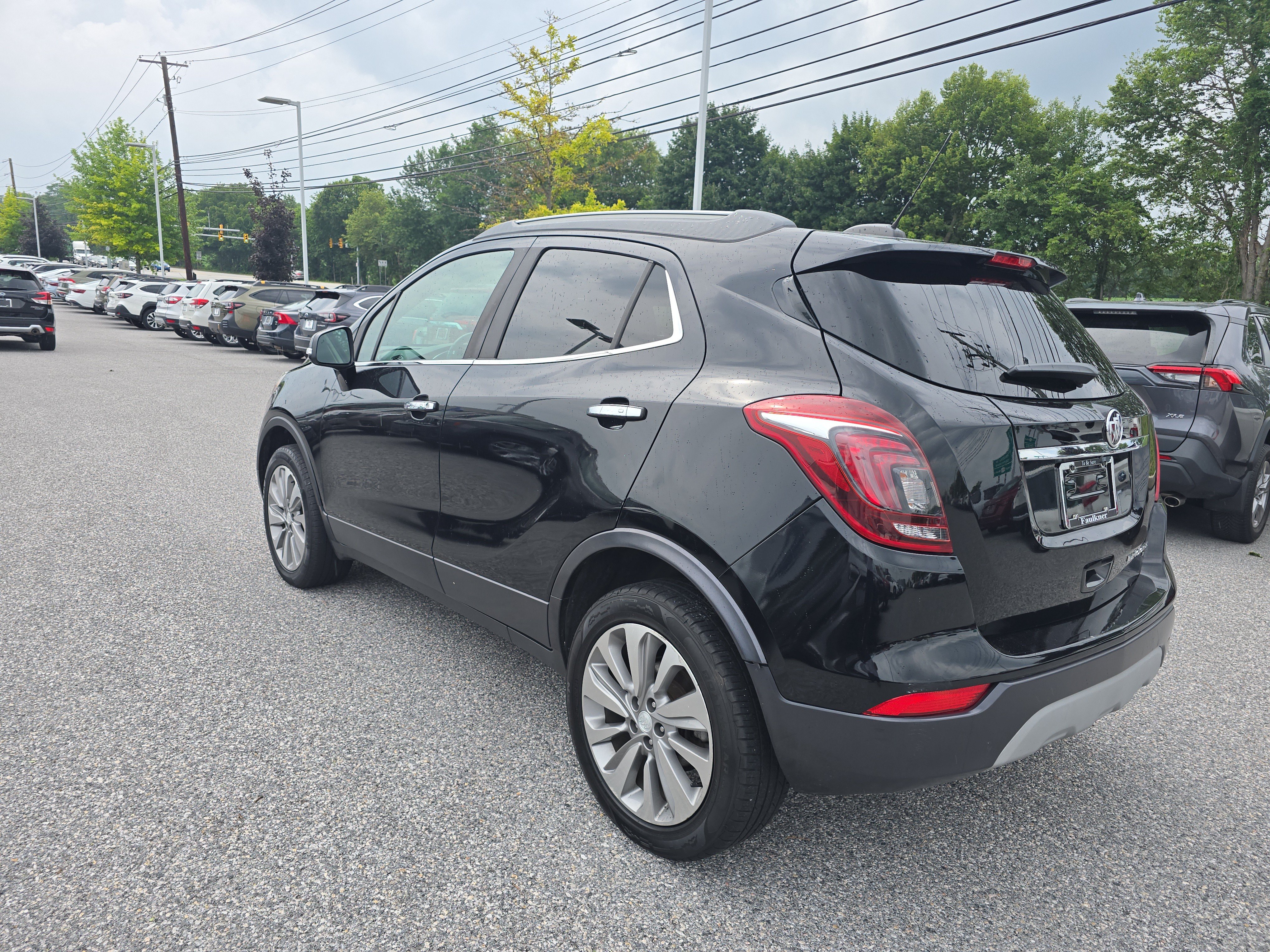 Used 2019 Buick Encore Essence AWD/4WD image 5