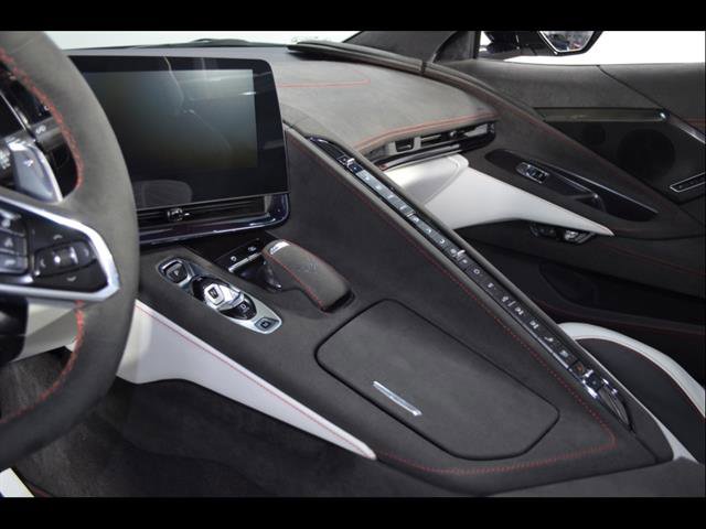 Used 2023 Chevrolet Corvette Stingray Premium Conv w/ Z51 Performance Package image 15
