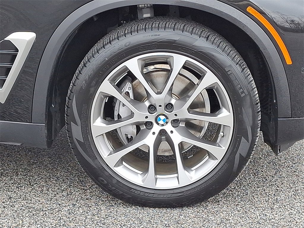 Used 2024 BMW X5 xDrive40i w/ Premium Package image 12