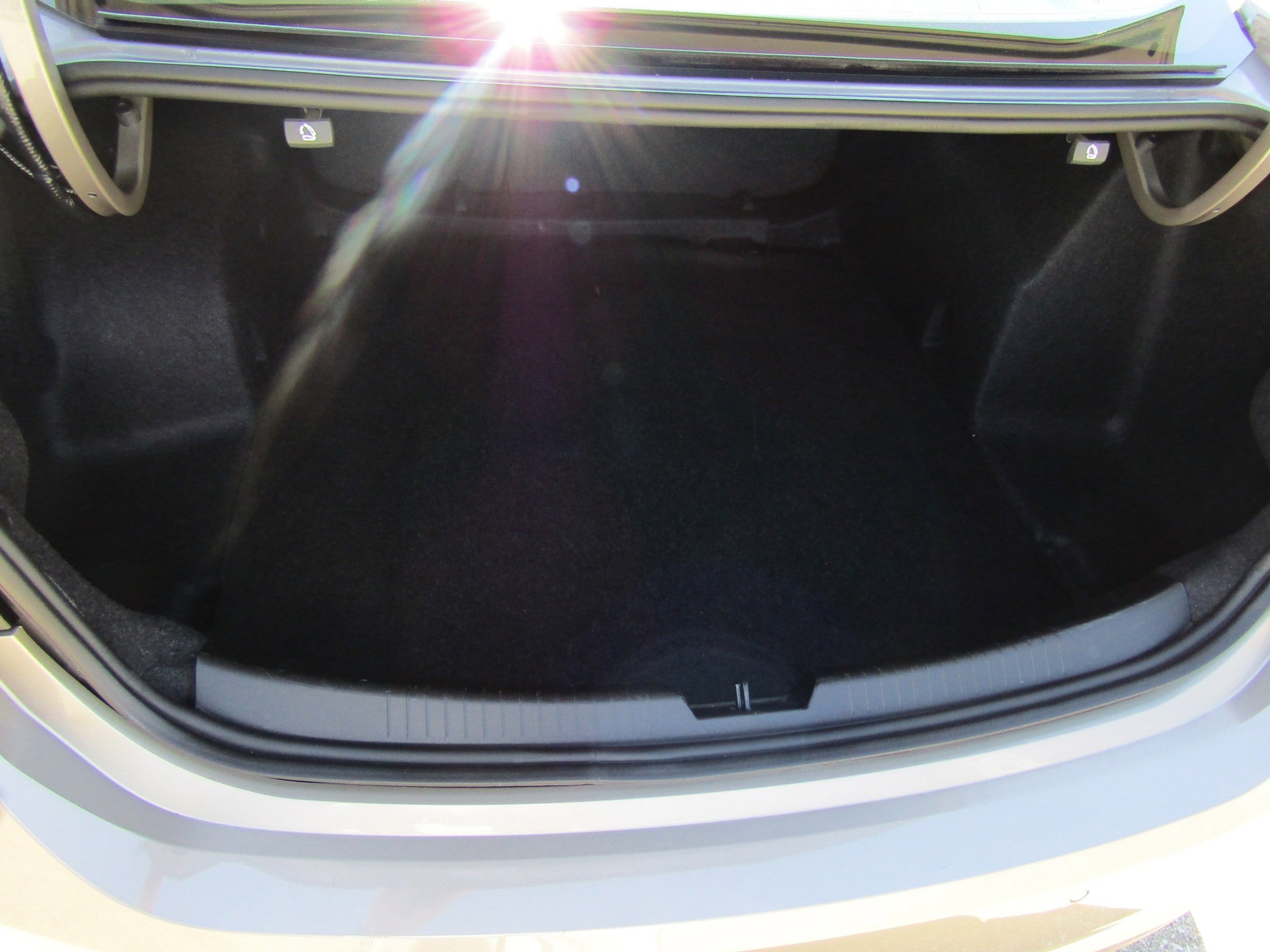 Used 2024 Chevrolet Malibu LT FWD image 16
