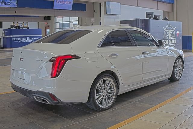 Used 2020 Cadillac CT4 Premium Luxury RWD image 3