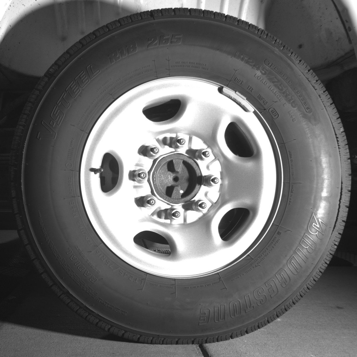 Used 2025 Chevrolet Express 3500 LT w/ LT Preferred Equipment Group RWD image 14