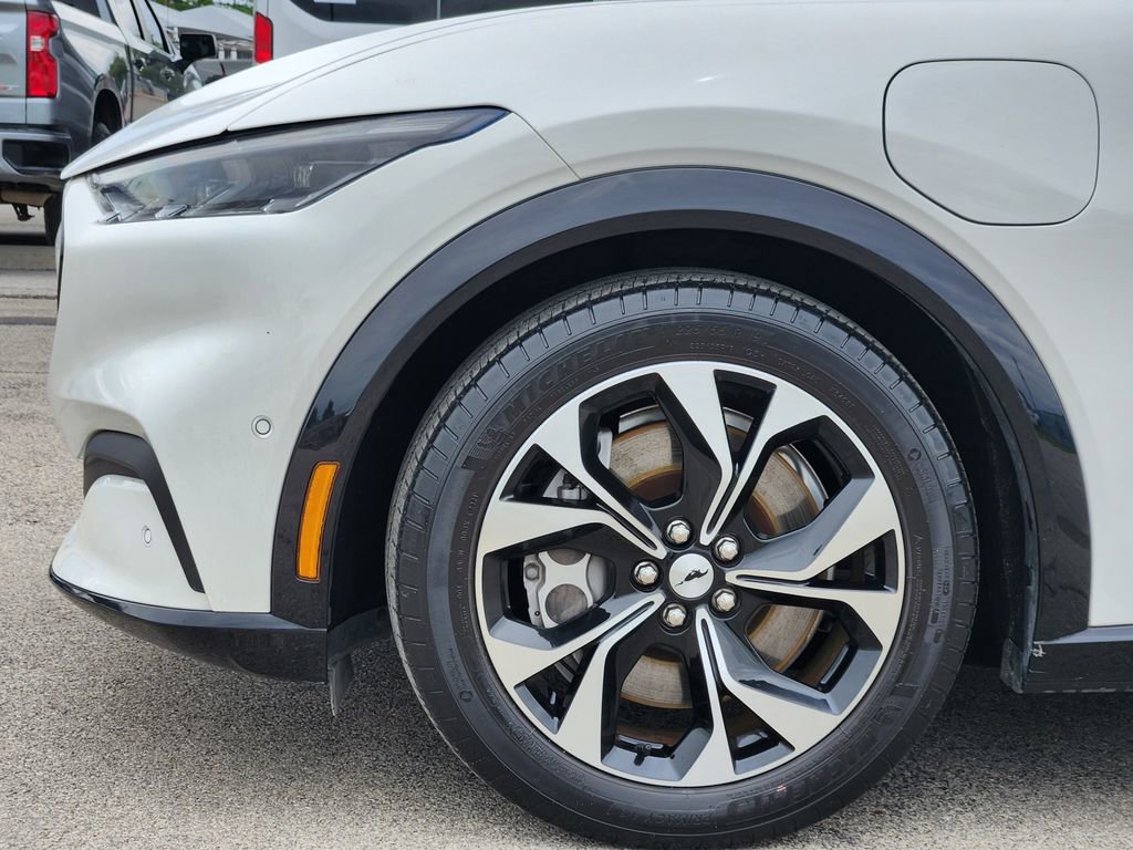Used 2021 Ford Mustang Mach-E Premium RWD image 9