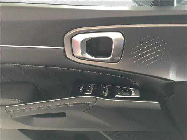 Used 2021 Kia Sorento SX FWD image 12