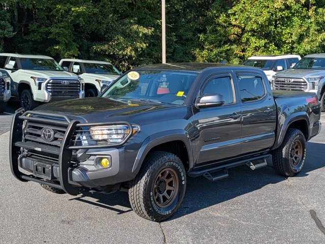 Used 2020 Toyota Tacoma SR5 RWD image 3
