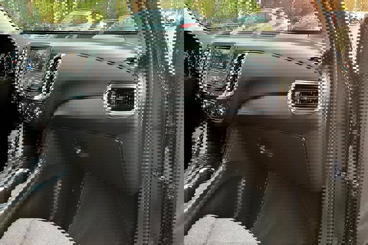 Used 2022 Chevrolet Equinox LT image 15