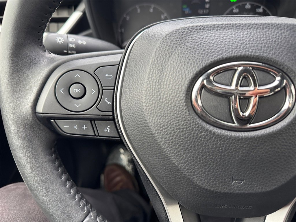 Used 2024 Toyota Corolla SE image 29