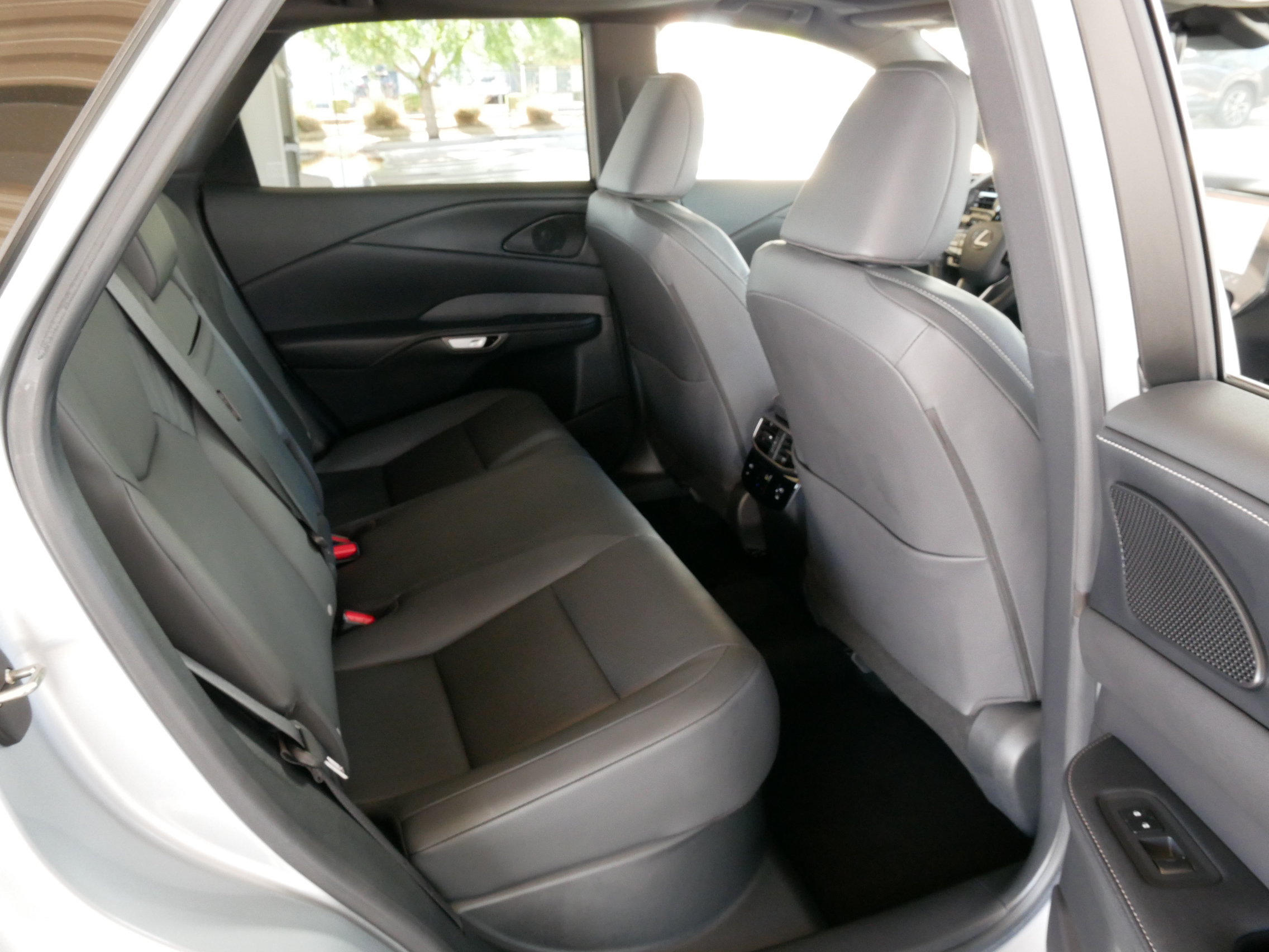 Certified 2025 Lexus RX 350 Premium w/ Accessory Package FWD image 16