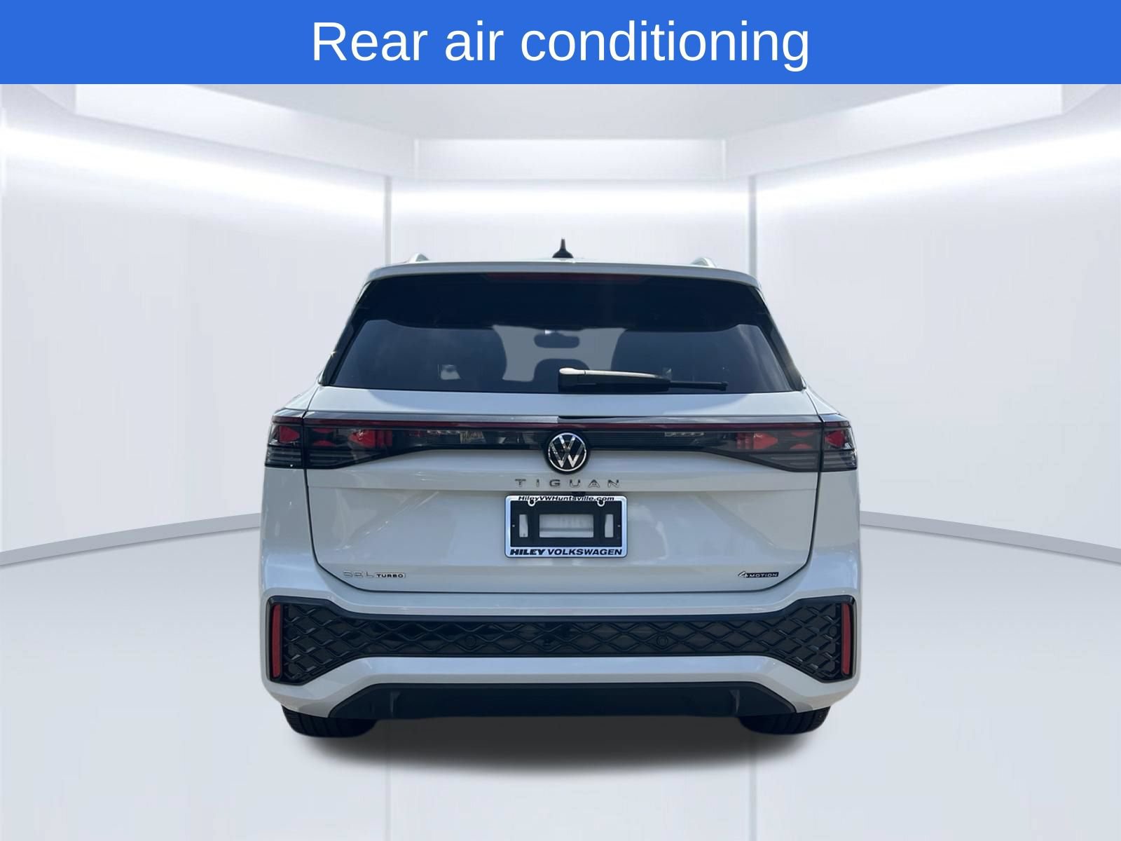 Used 2026 Volkswagen Tiguan SEL R-Line AWD/4WD image 7