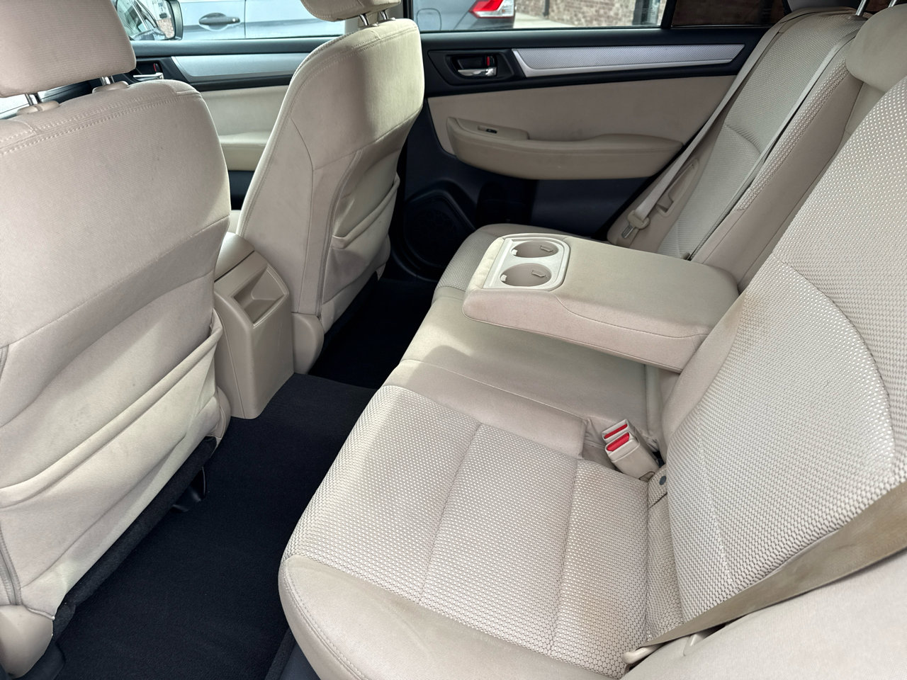 Used 2017 Subaru Outback 2.5i Premium image 33