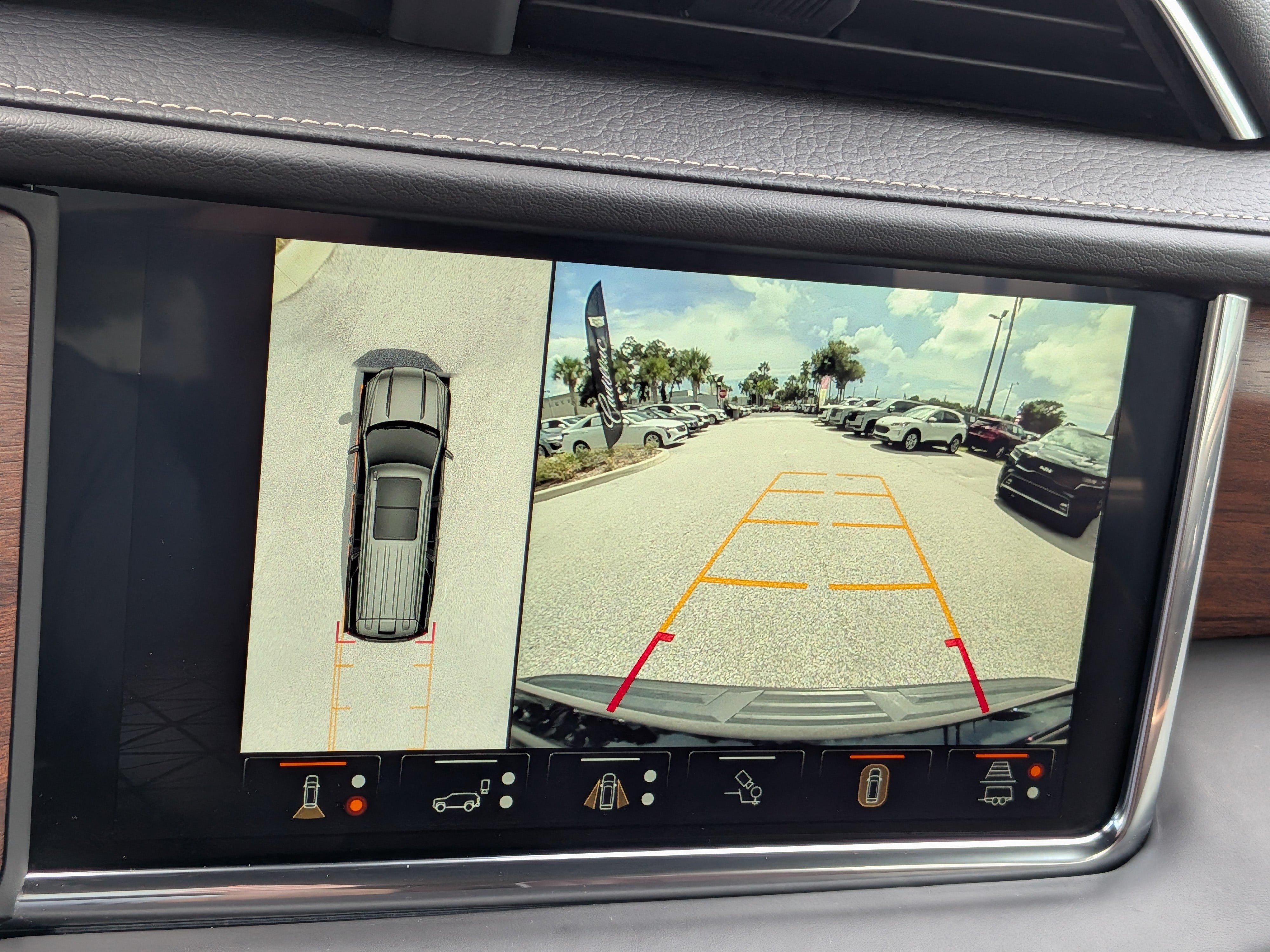 Certified 2023 GMC Yukon Denali Ultimate AWD/4WD image 30