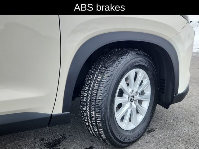 Used 2024 Toyota Grand Highlander XLE image 17