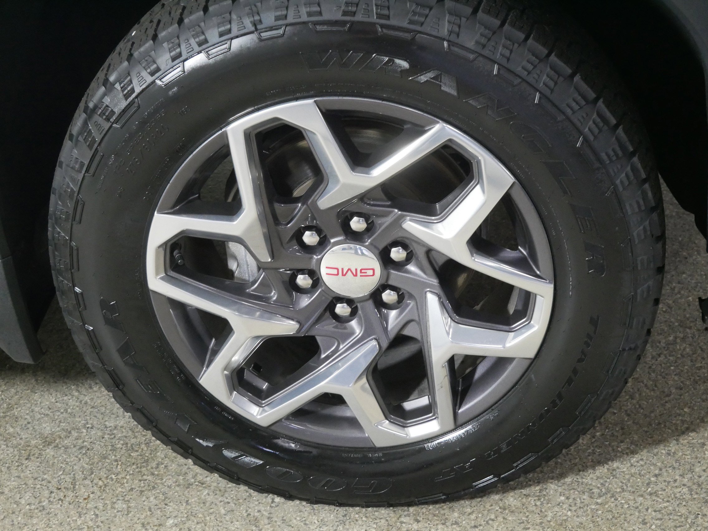 Used 2023 GMC Sierra 1500 SLT w/ SLT Premium Plus Package image 15