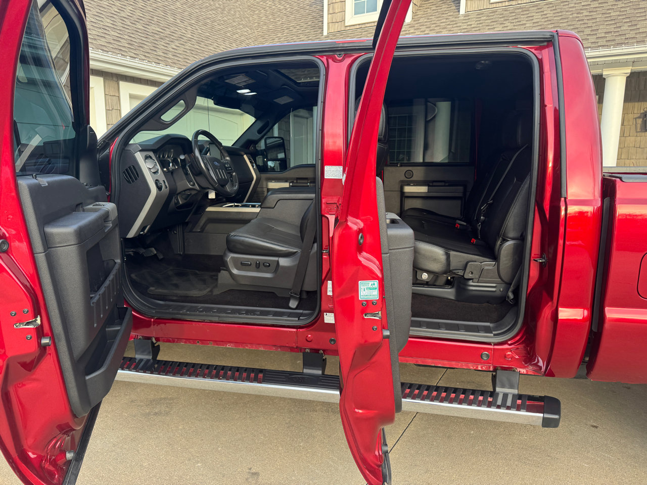 Used 2015 Ford F350 XLT w/ XLT Premium Package image 12