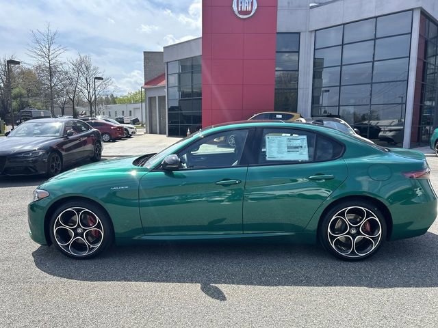 New 2026 Alfa Romeo Giulia AWD image 5