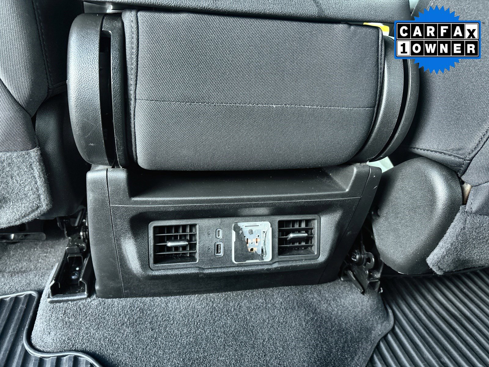 Used 2022 Chevrolet Silverado 1500 LT AWD/4WD image 28