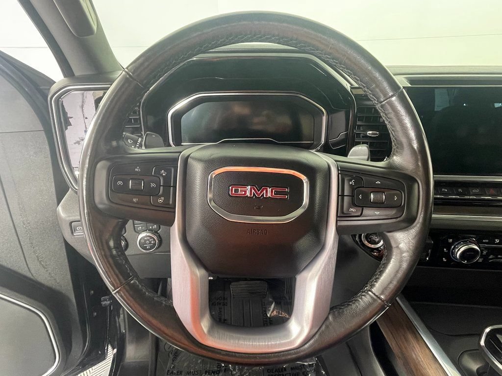 Used 2022 GMC Sierra 1500 SLT w/ SLT Premium Plus Package AWD/4WD image 16