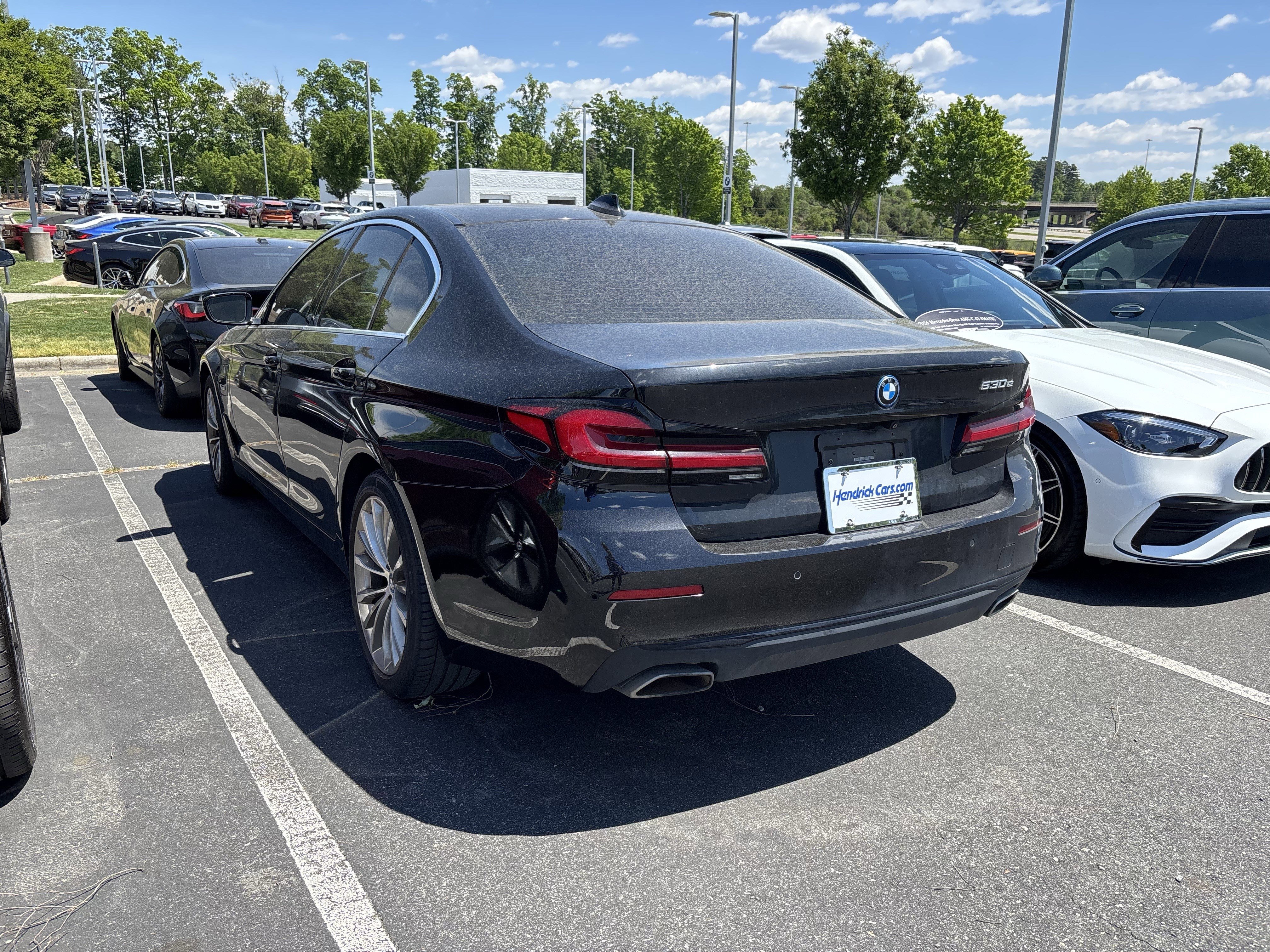 Certified 2023 BMW 530e w/ Premium Package RWD image 19