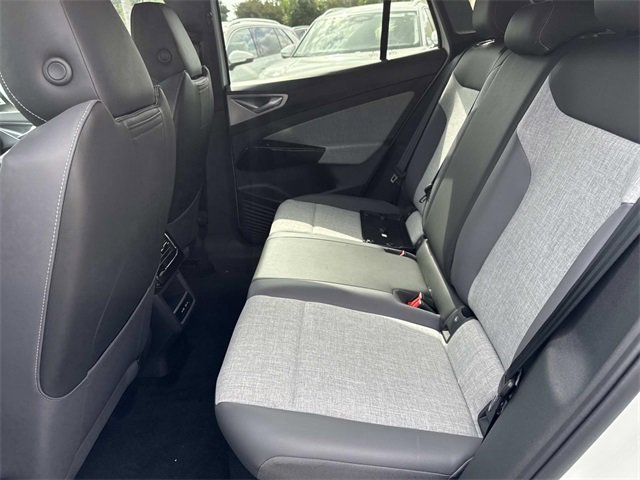 New 2025 Volkswagen ID.4 Pro image 12