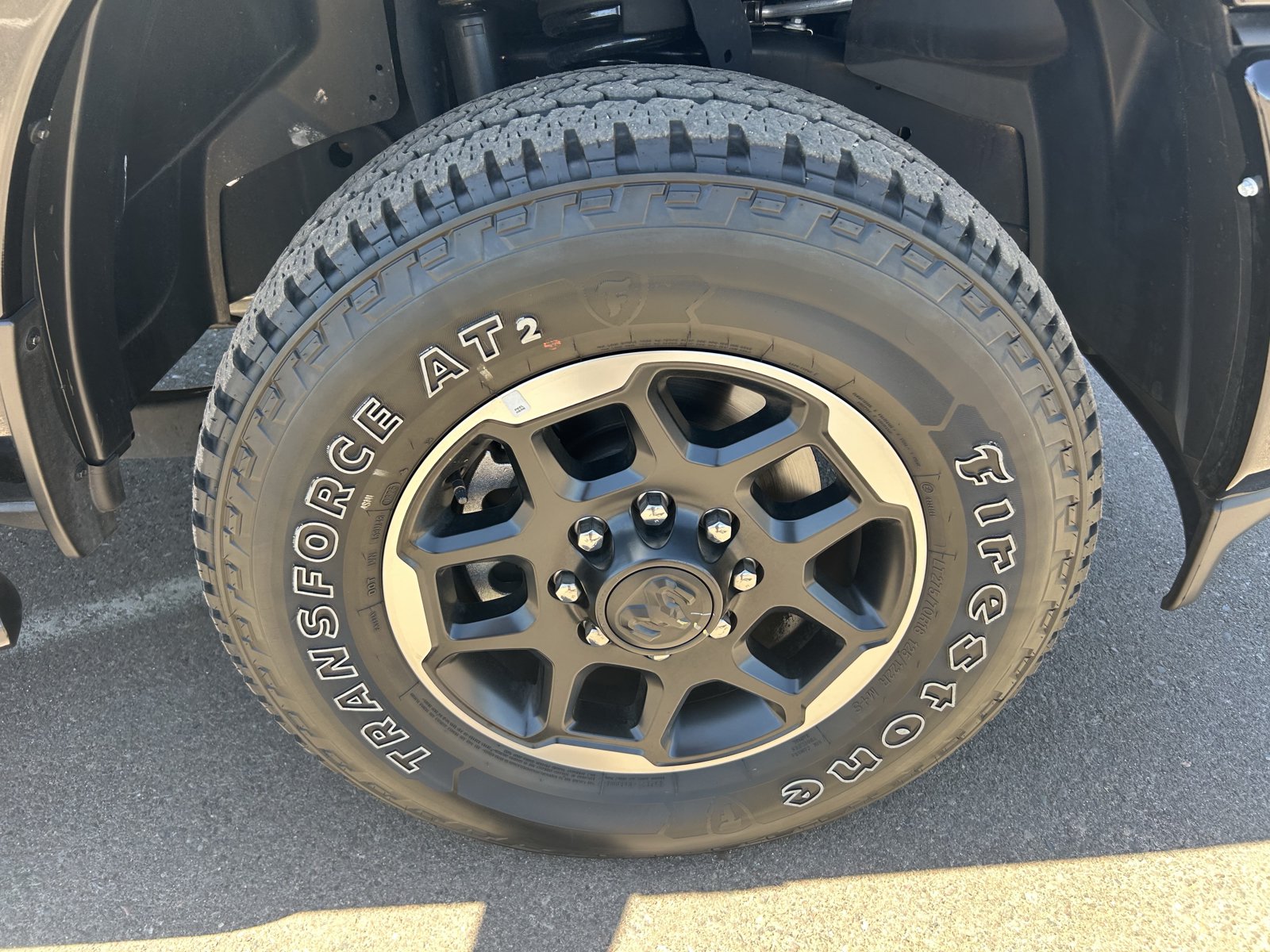 Used 2025 RAM 2500 Laramie AWD/4WD image 9