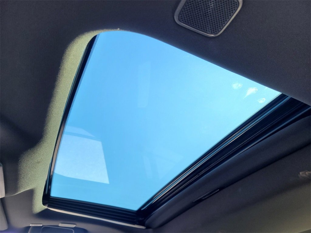 New 2025 Toyota Tacoma Limited image 15