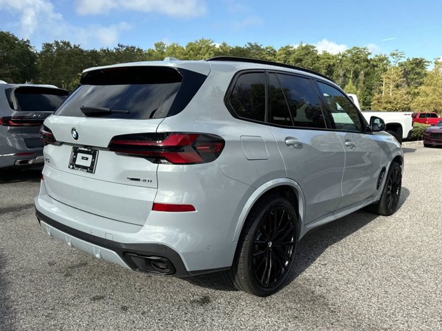 New 2026 BMW X5 sDrive40i w/ M Sport Package RWD image 3