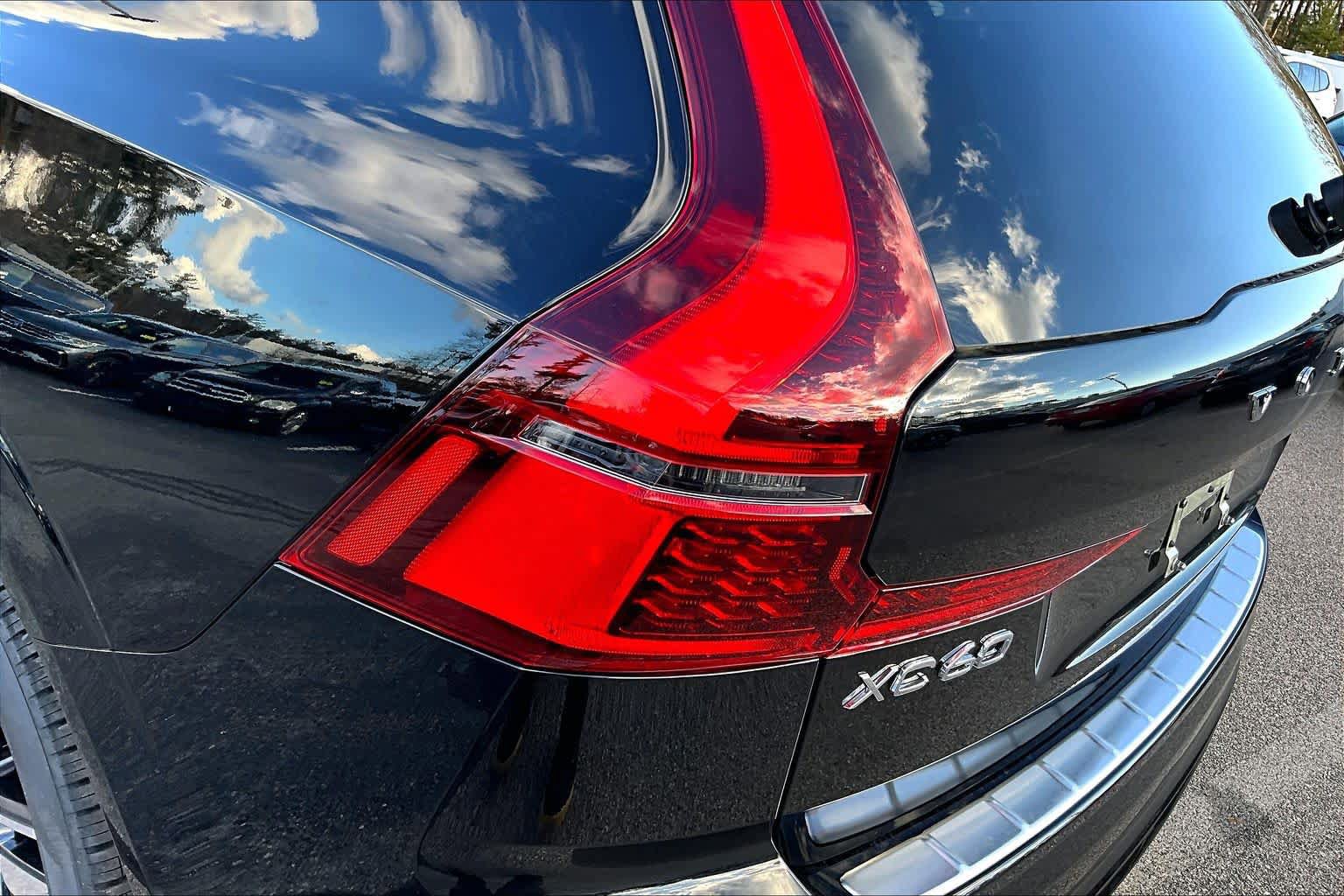 New 2026 Volvo XC60 B5 Plus w/ Protection Package Premier image 5