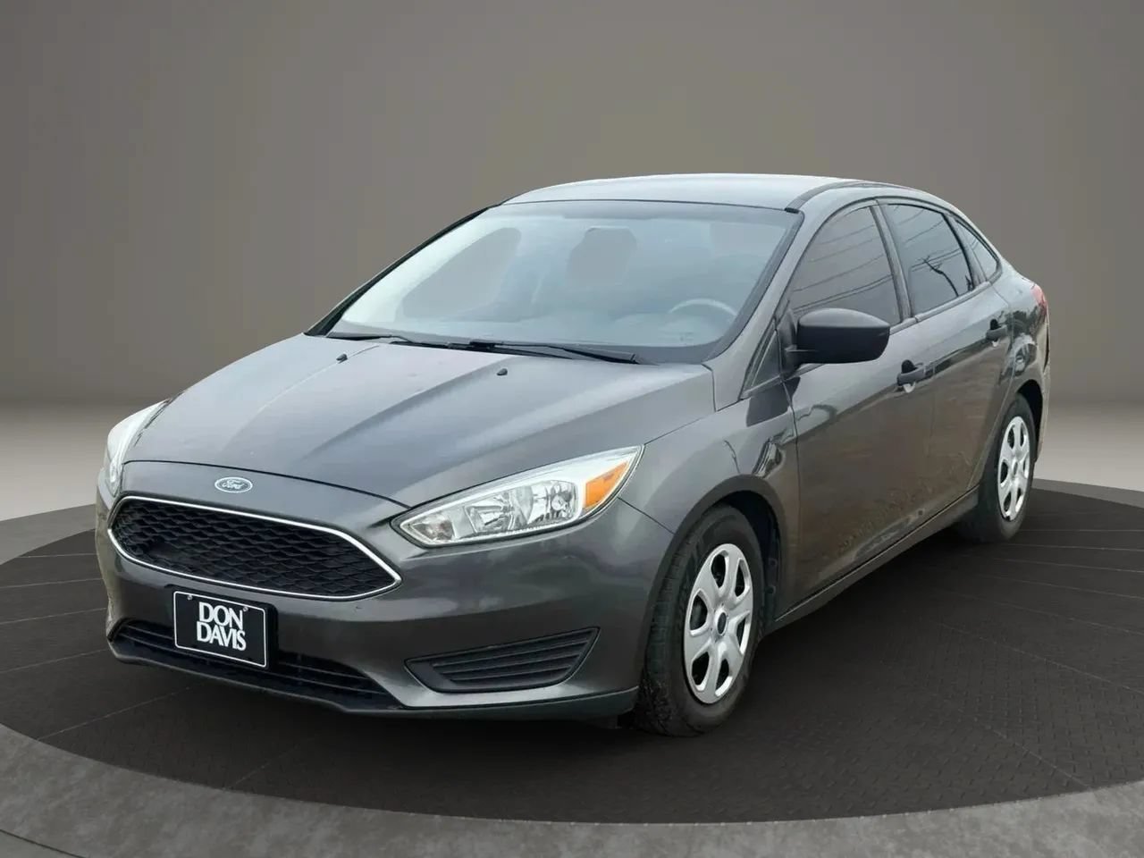 Used 2015 Ford Focus S FWD image 4