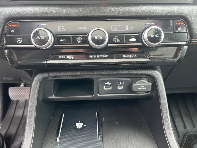 Used 2024 Honda Pilot TrailSport image 25