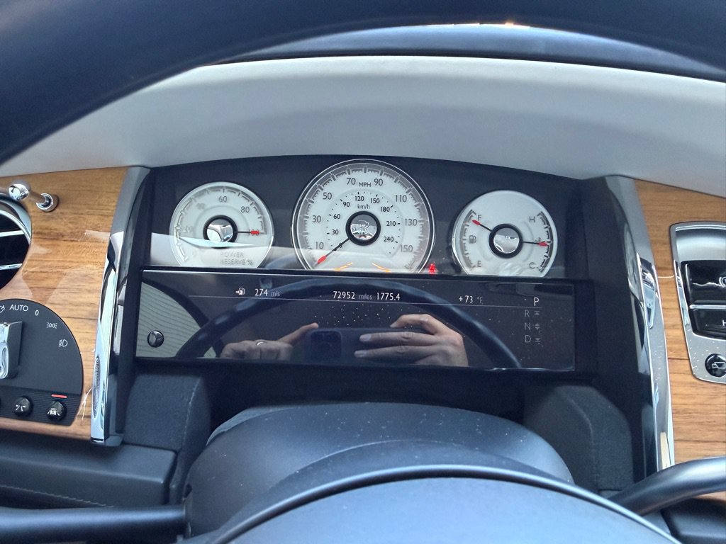 Used 2017 Rolls-Royce Wraith RWD image 19
