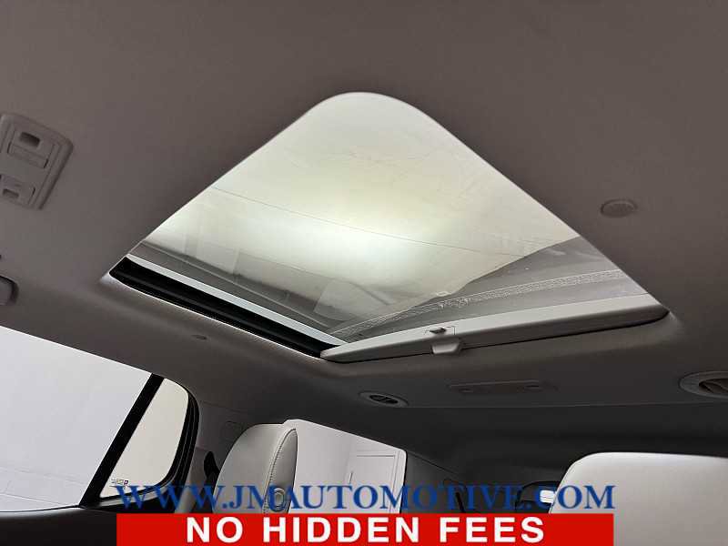 Used 2019 GMC Acadia SLT image 11