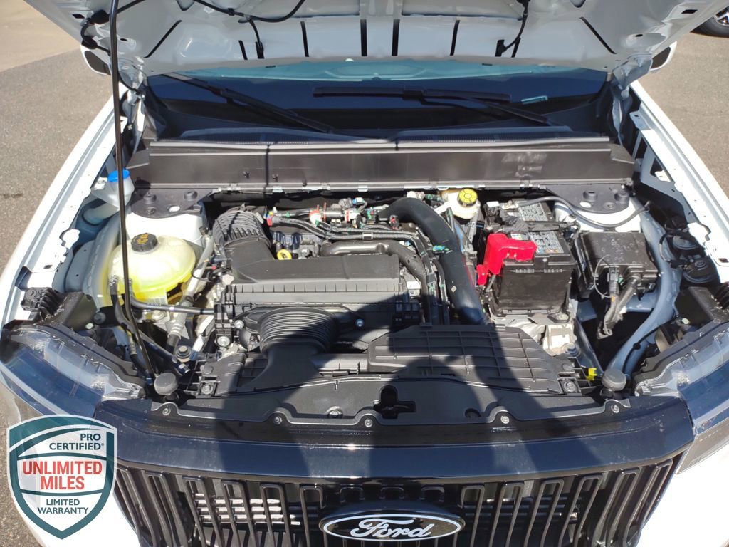 New 2025 Ford Maverick Lobo image 27