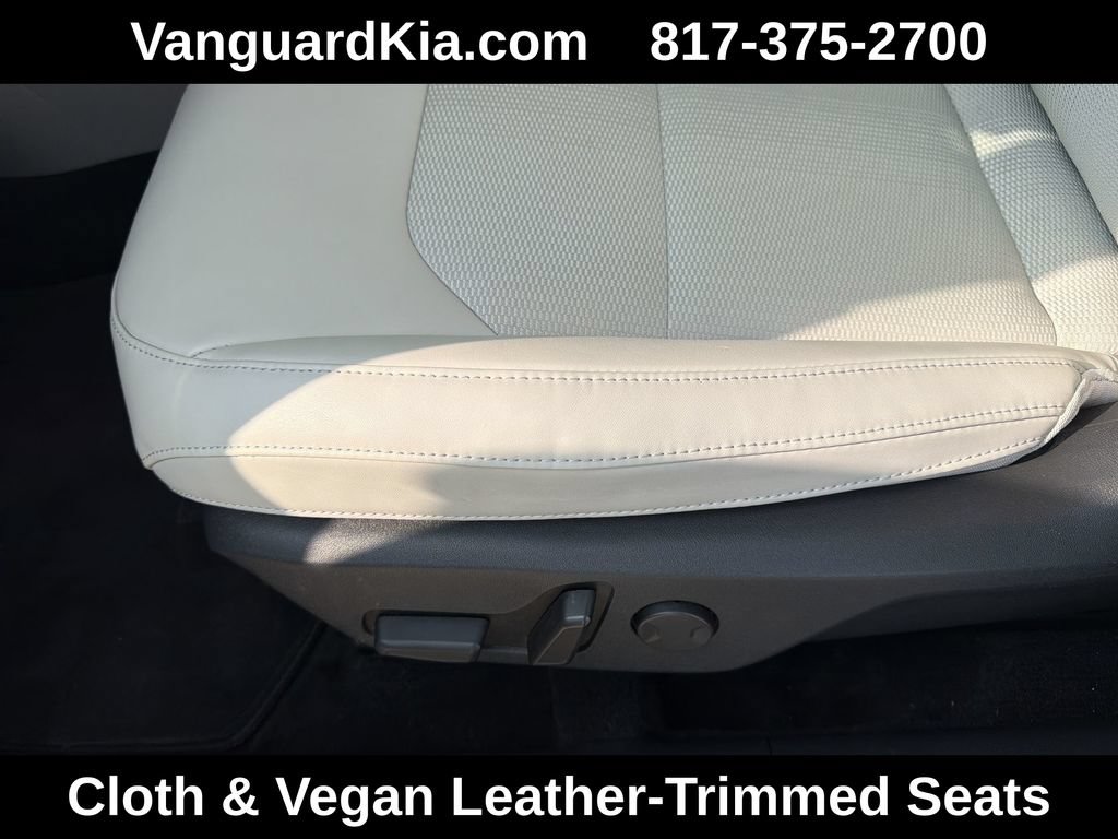 Used 2023 Kia Niro Wind FWD image 16