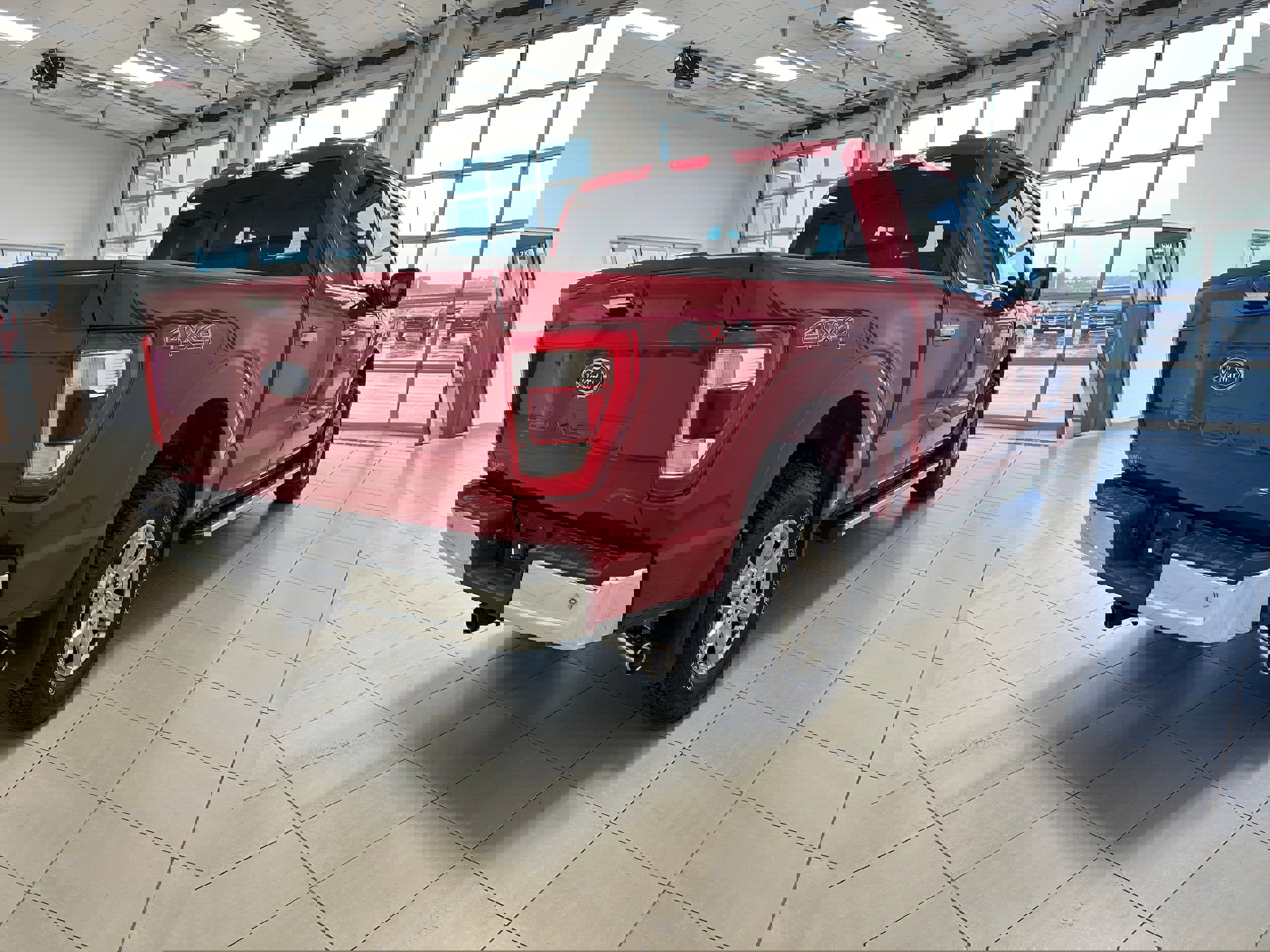 Used 2022 Ford F150 Lariat image 5