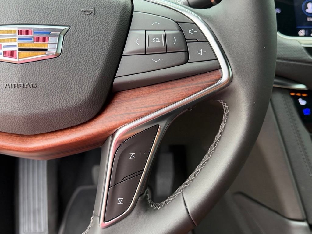New 2026 Cadillac XT5 Premium Luxury w/ LPO, Floor Liner Package FWD image 30