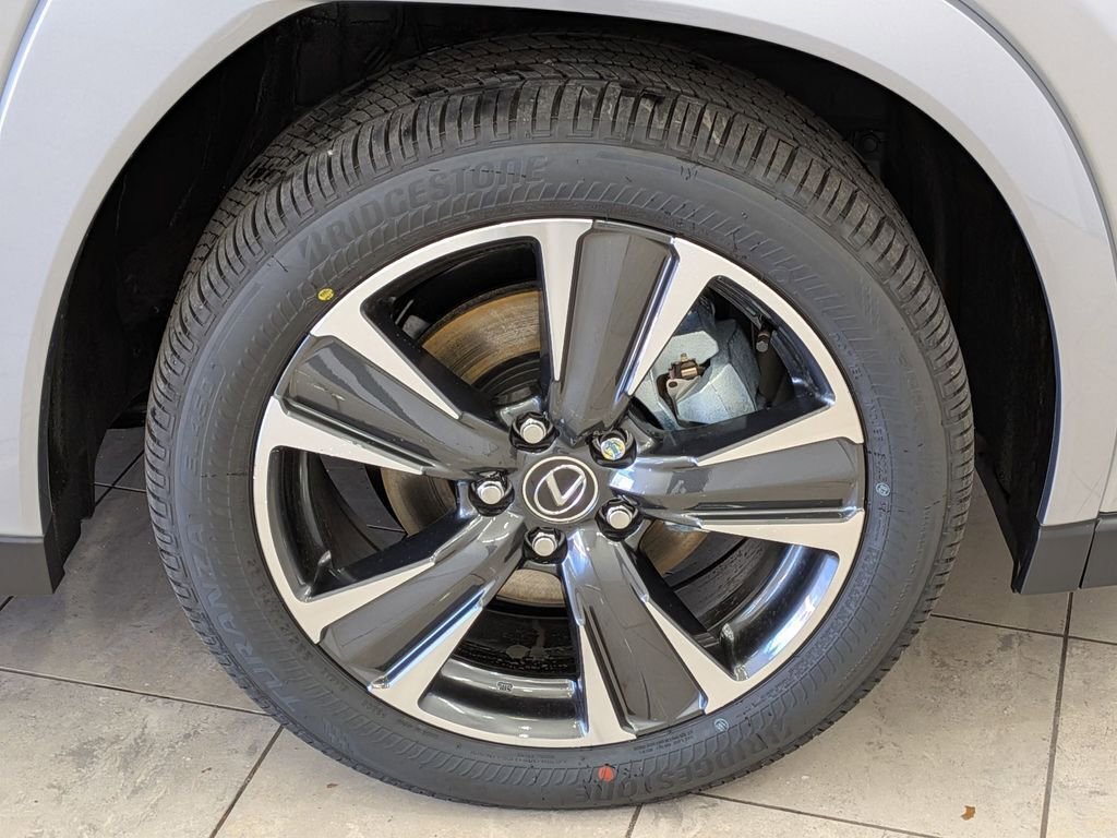 New 2026 Lexus UX 300h AWD w/ Accessory Package (Z1) image 16