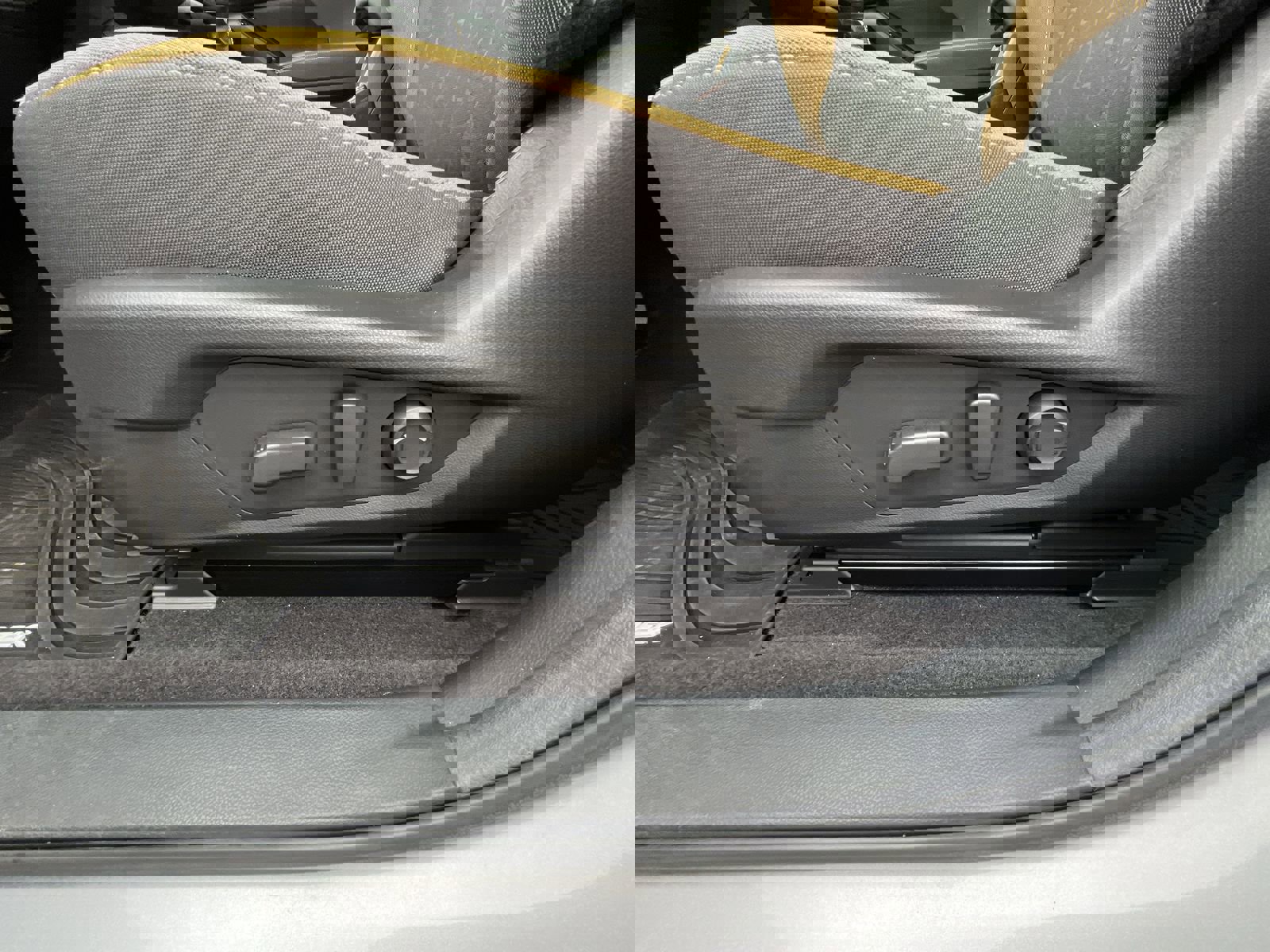 Certified 2025 Subaru Crosstrek 2.5i Limited w/ Popular Package #4A image 16