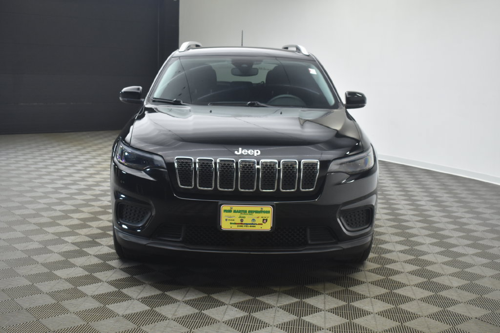 Used 2021 Jeep Cherokee Latitude FWD image 16
