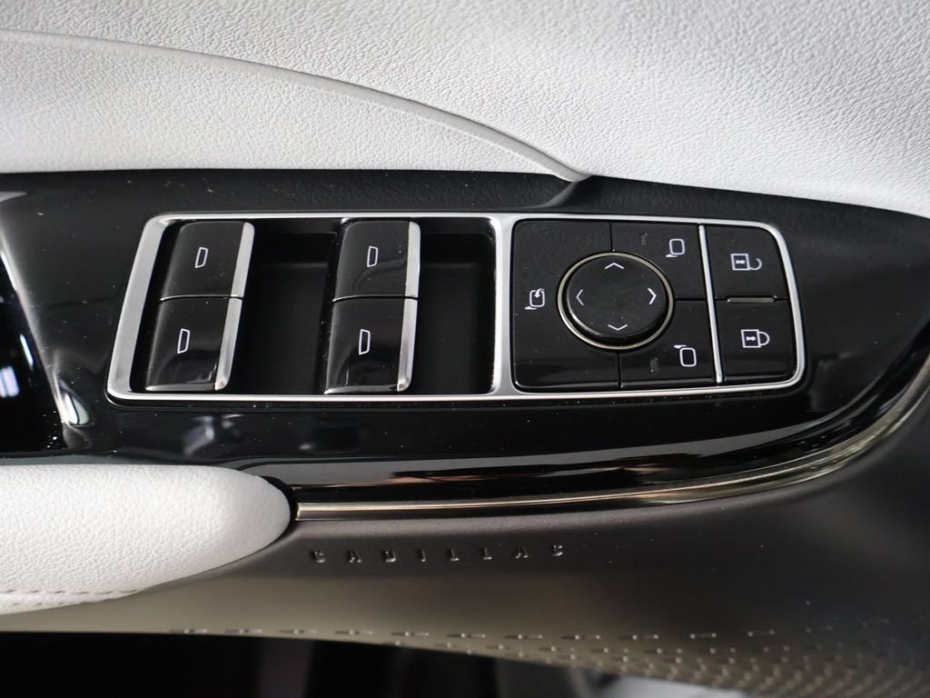 Used 2025 Cadillac Lyriq Luxury RWD image 39
