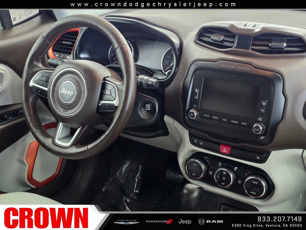 Used 2017 Jeep Renegade Limited image 13